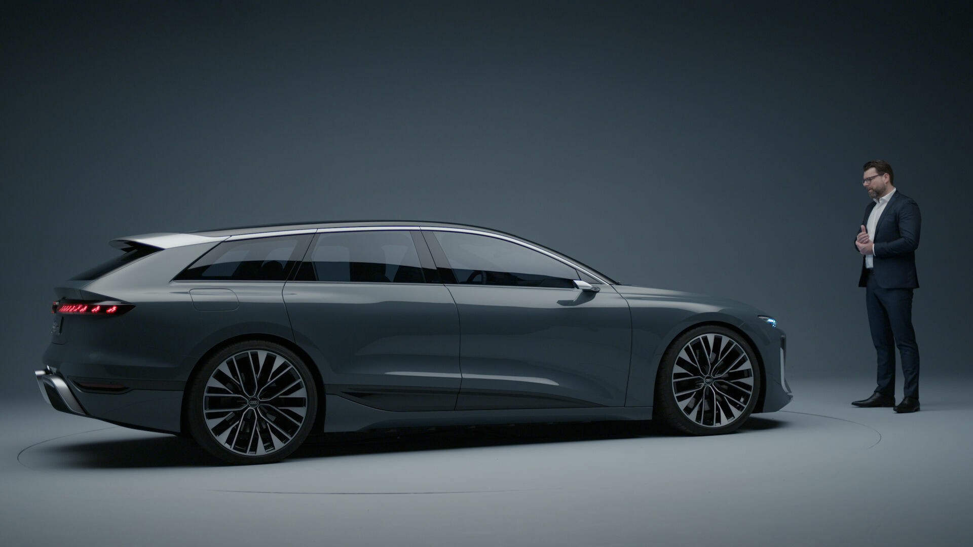 Oliver Hoffmann reveals the new Audi A6 Avant e-tron concept