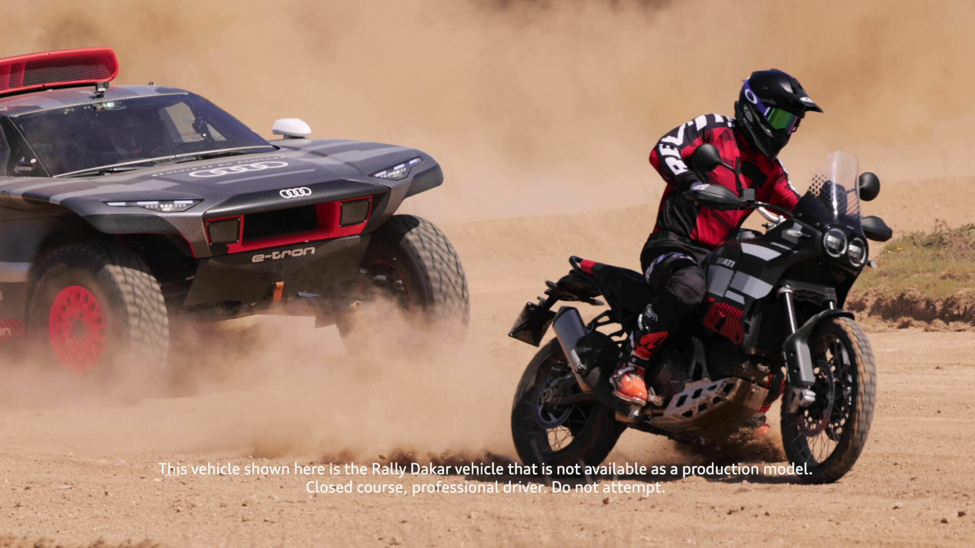Doppelte Premiere: Audi und Ducati begeistern bei Offroad-Event