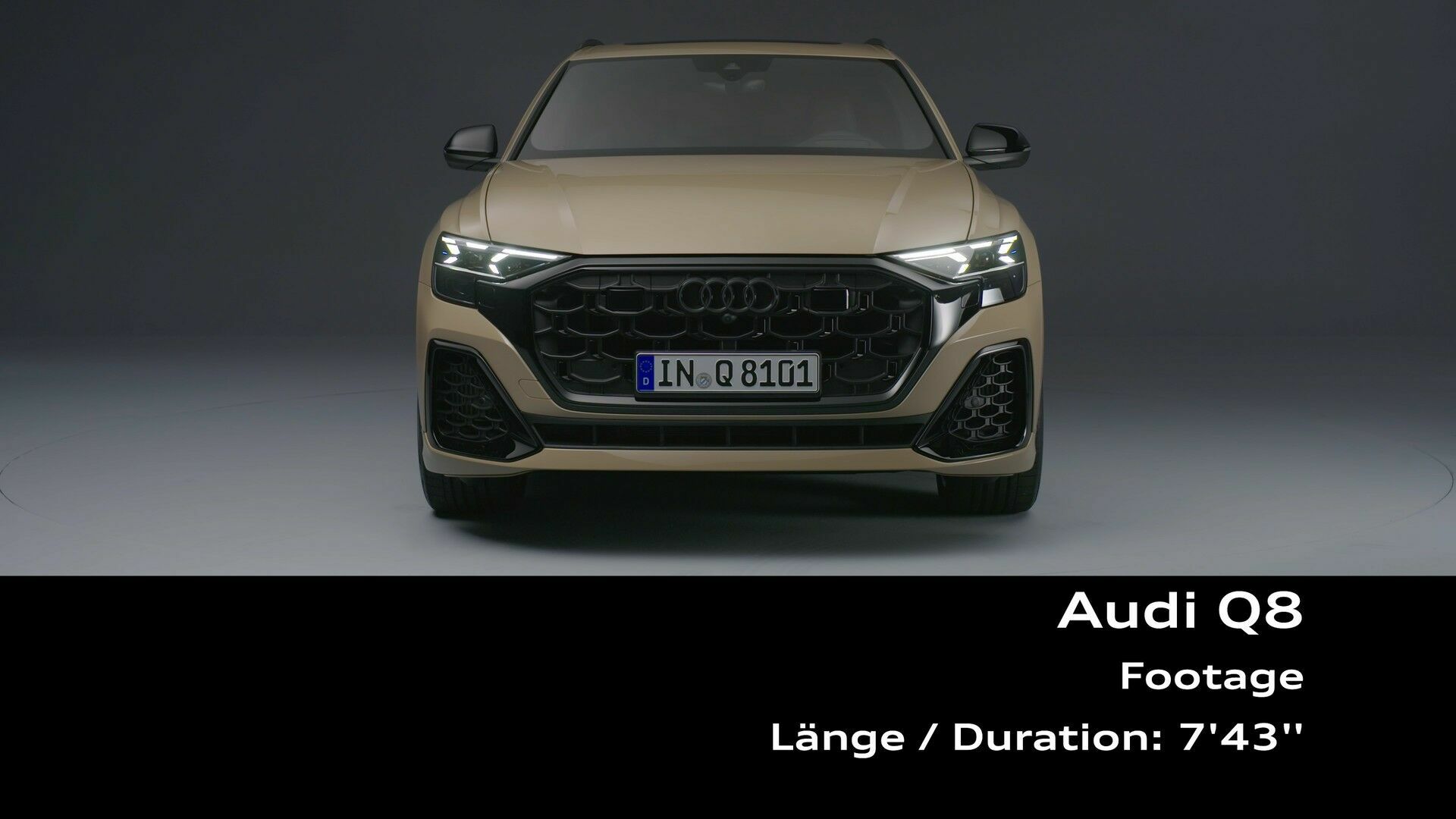 Footage: Audi Q8 (Studio)